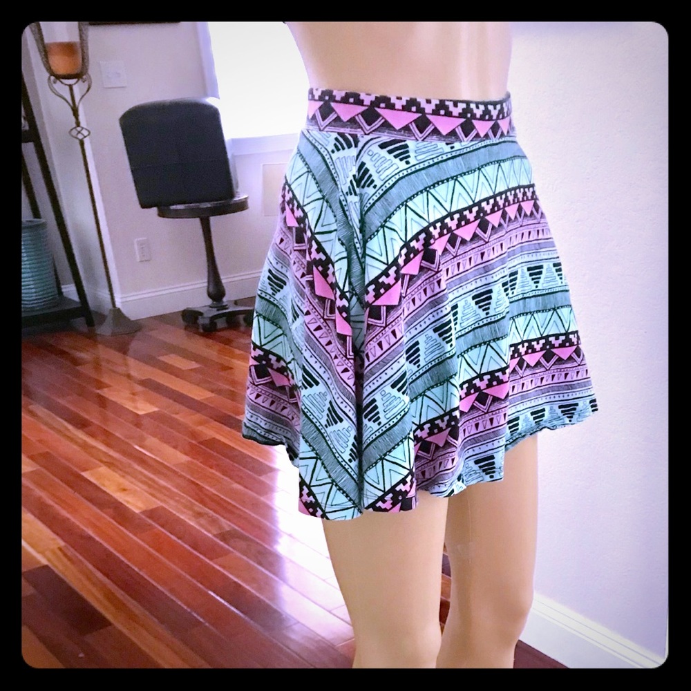 Geometric Patterned Asymmetrical Mini Skirt